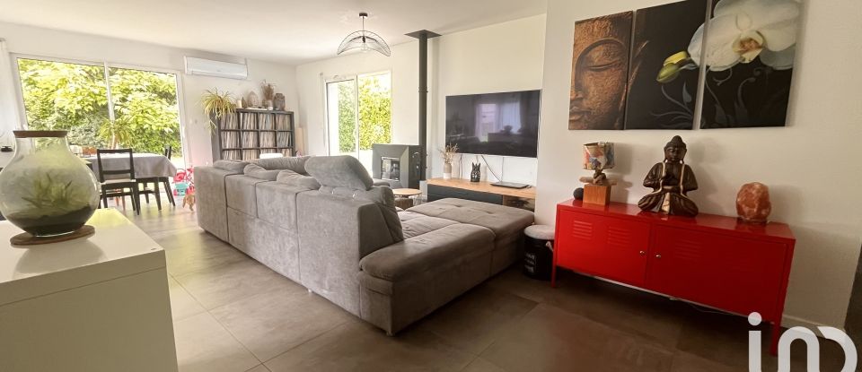 House 4 rooms of 102 m² in Saint-Loubès (33450)