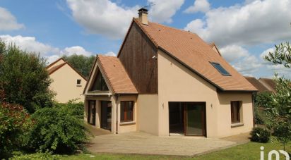 House 8 rooms of 207 m² in Le Mans (72000)