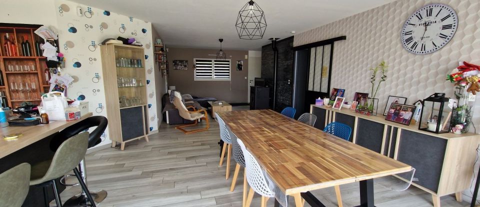 Maison 5 pièces de 106 m² à JUGON-LES-LACS (22270)