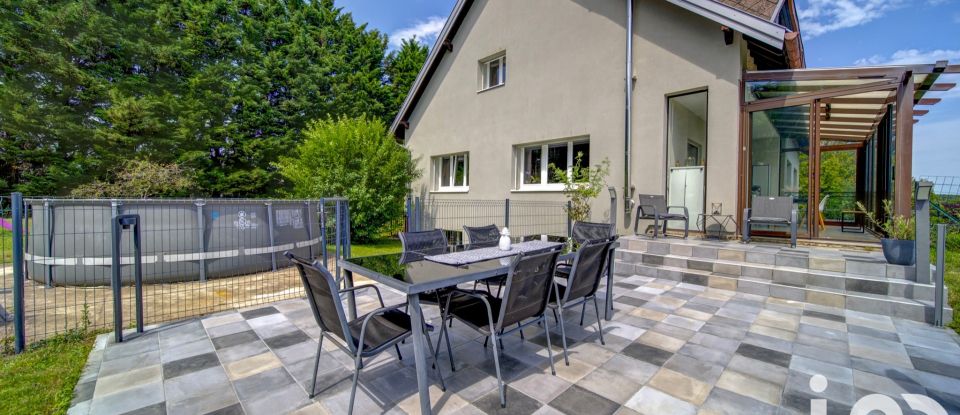 Maison 8 pièces de 262 m² à Boulay-Moselle (57220)