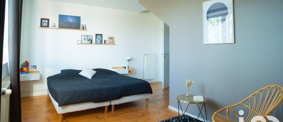 Maison 8 pièces de 315 m² à Nantes (44100)