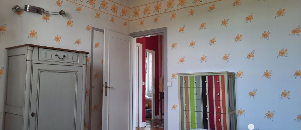 House 7 rooms of 130 m² in Thomery (77810)