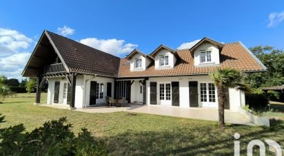 Traditional house 8 rooms of 230 m² in Rion-des-Landes (40370)