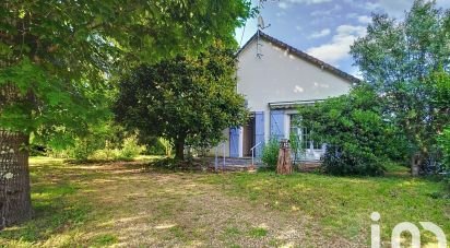 Village house 5 rooms of 102 m² in Amboise (37400)