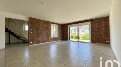 Maison 5 pièces de 218 m² à Savigny-en-Véron (37420)