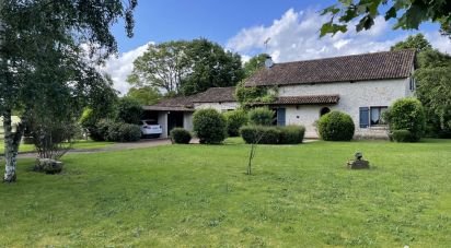 Maison 5 pièces de 111 m² à Saint-Savin (86310)