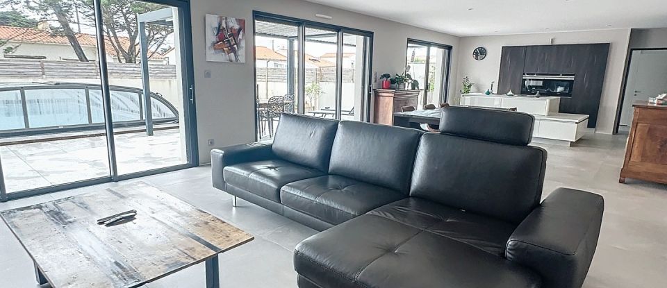 Maison 8 pièces de 172 m² à Bretignolles-sur-Mer (85470)