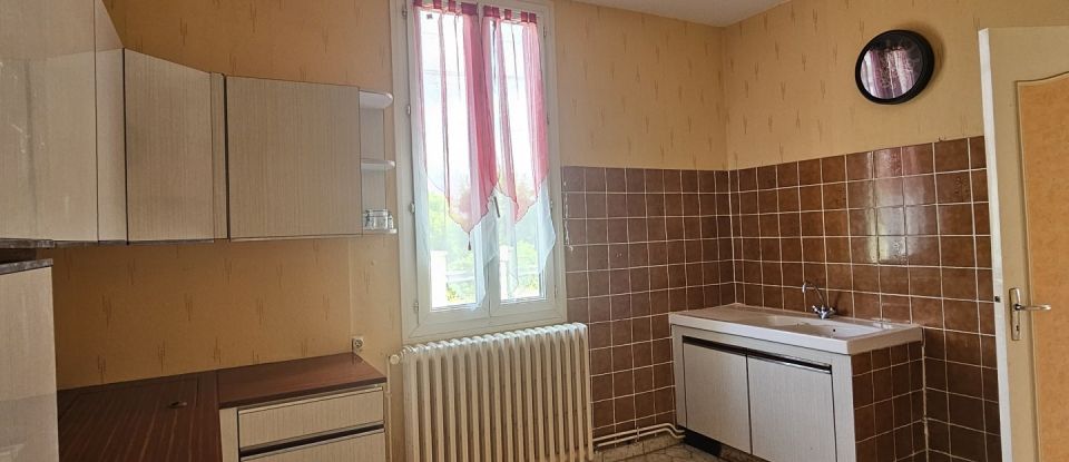 Town house 4 rooms of 95 m² in Angoulême (16000)