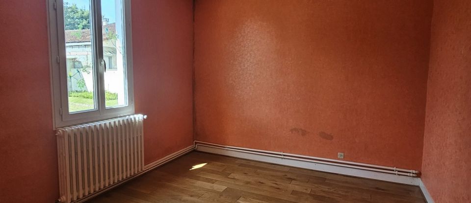 Town house 4 rooms of 95 m² in Angoulême (16000)