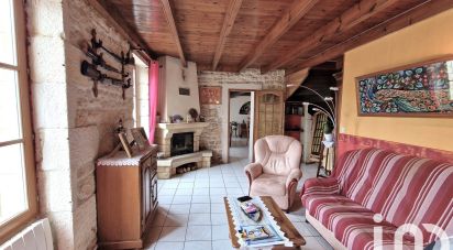 Country house 5 rooms of 113 m² in Archingeay (17380)