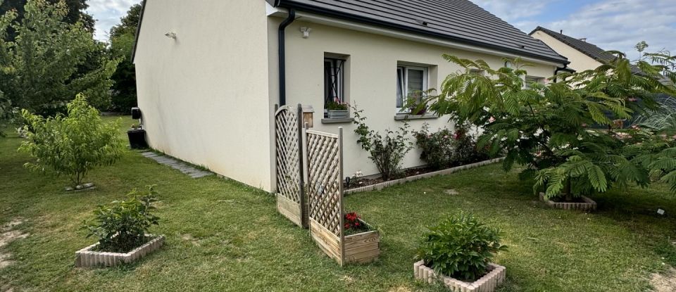 Traditional house 5 rooms of 94 m² in Bray-en-Val (45460)