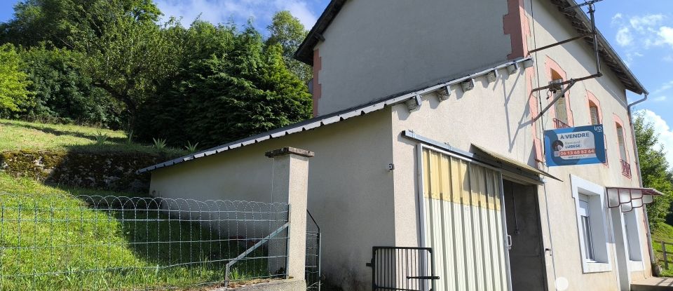 Maison 5 pièces de 80 m² à Crocq (23260)