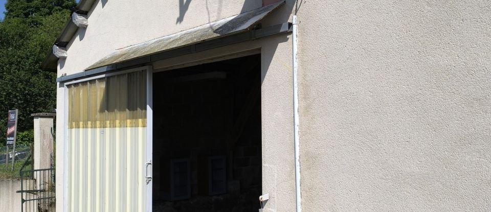 Maison 5 pièces de 80 m² à Crocq (23260)