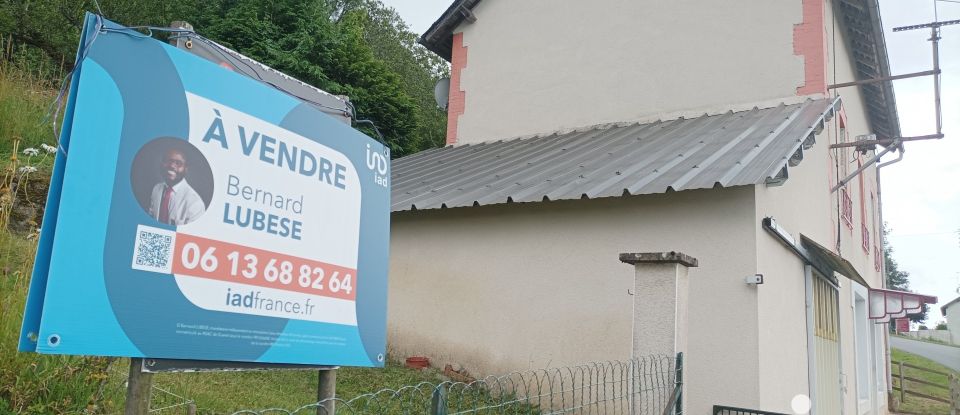 Maison 5 pièces de 80 m² à Crocq (23260)