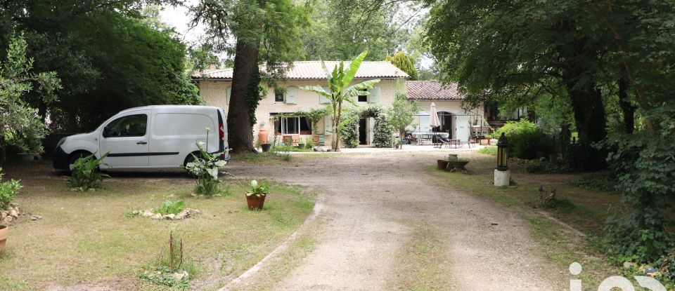 Moulin 7 pièces de 193 m² à Orignolles (17210)