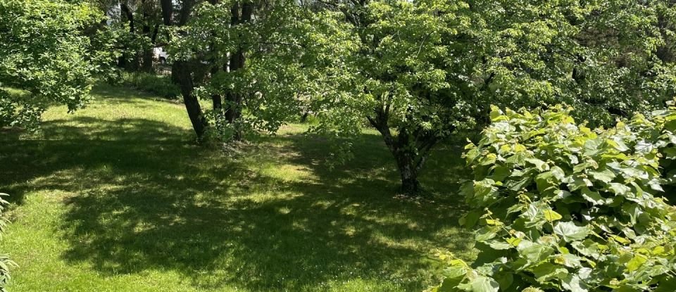 Traditional house 5 rooms of 165 m² in Allassac (19240)