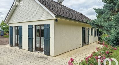 Pavillon 4 pièces de 92 m² à Gy-les-Nonains (45220)