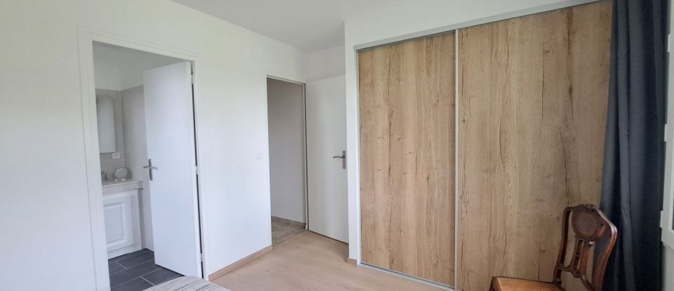 Maison 4 pièces de 111 m² à Champlost (89210)