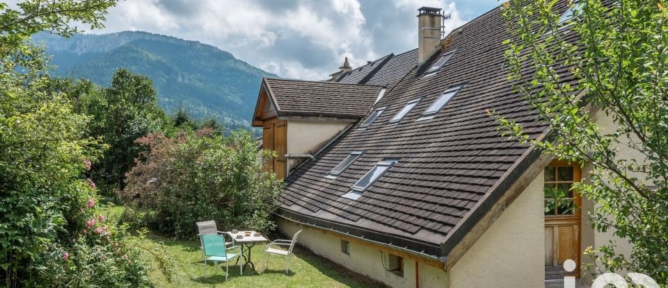 House 5 rooms of 161 m² in Lans-en-Vercors (38250)