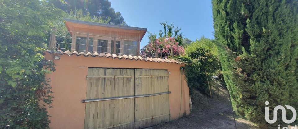 Maison traditionnelle 5 pièces de 195 m² à Aix-en-Provence (13090)