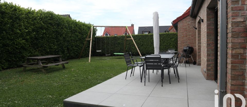 Pavilion 6 rooms of 143 m² in Nieppe (59850)