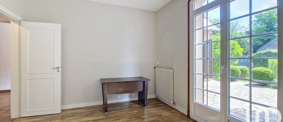 Maison 9 pièces de 218 m² à Soisy-sur-Seine (91450)