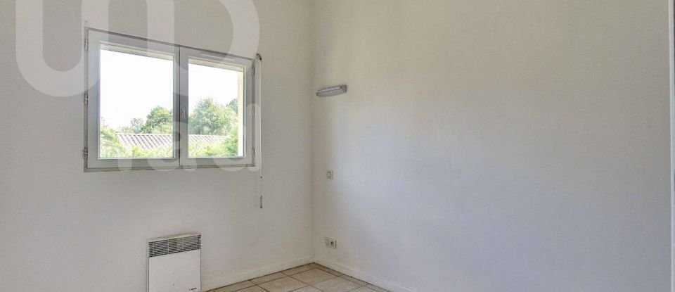 Maison 4 pièces de 70 m² à Hourtin (33990)