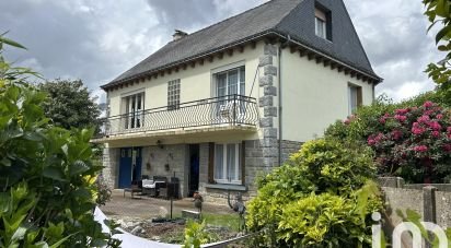 Traditional house 7 rooms of 120 m² in Guilliers (56490)