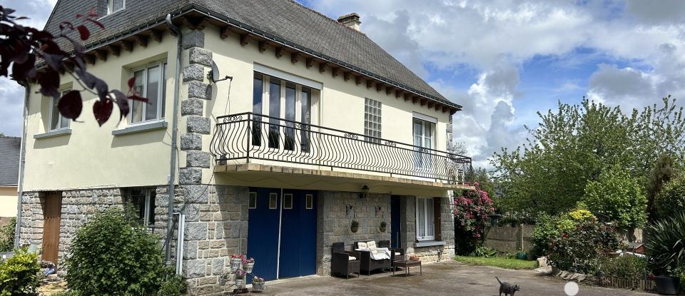 Traditional house 7 rooms of 120 m² in Guilliers (56490)