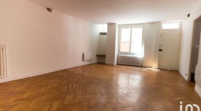 Maison 3 pièces de 101 m² à Saint-Léonard-de-Noblat (87400)