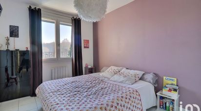 Apartment 3 rooms of 69 m² in Creil (60100)