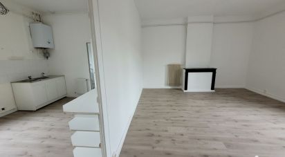 Apartment 3 rooms of 83 m² in Sain-Bel (69210)