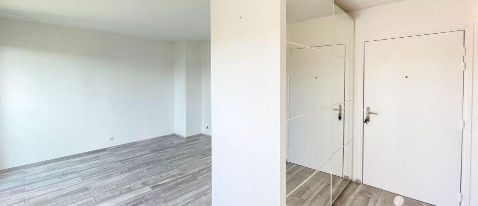 Studio 1 pièce de 30 m² à Colombes (92700)