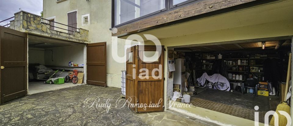 Maison 7 pièces de 180 m² à Sévérac d'Aveyron (12150)