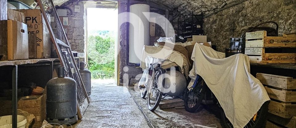 House 7 rooms of 180 m² in Sévérac d'Aveyron (12150)