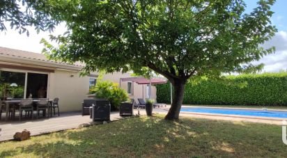 Traditional house 5 rooms of 125 m² in Saint-Ouen-d'Aunis (17230)