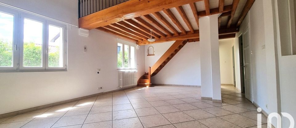 House 6 rooms of 135 m² in Trévoux (01600)