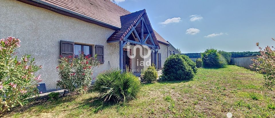 House 8 rooms of 235 m² in Favrieux (78200)