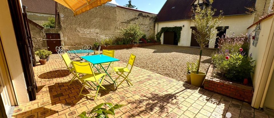 Maison 7 pièces de 178 m² à Cosne-Cours-sur-Loire (58200)