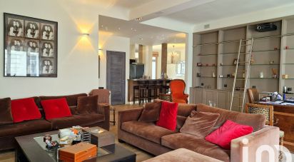 Apartment 6 rooms of 173 m² in Paris (75016)