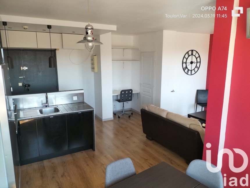 Appartement 2 pièces de 50 m² à Toulon (83000)