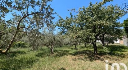 Land of 579 m² in Peyruis (04310)