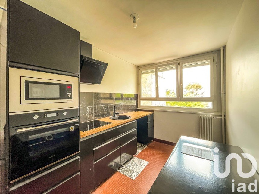 Appartement 4 pièces de 81 m² à Rennes (35000)