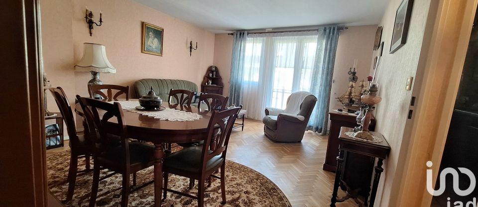 Appartement 3 pièces de 68 m² à Pontault-Combault (77340)