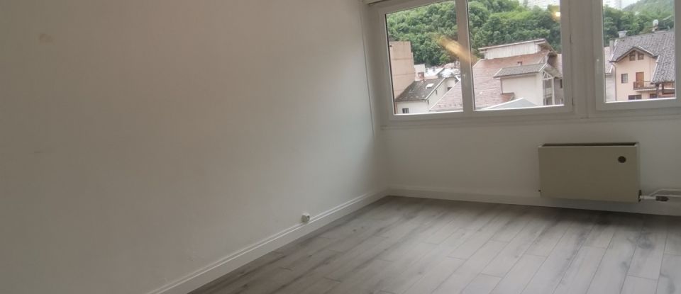 Appartement 3 pièces de 73 m² à Moûtiers (73600)