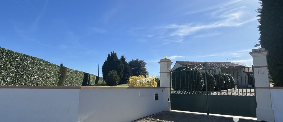 House 6 rooms of 134 m² in VAL-DE-BONNIEURE (16230)