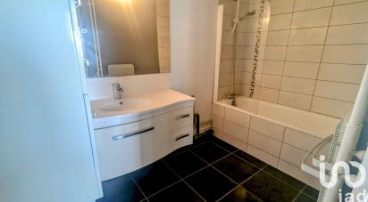 Apartment 2 rooms of 53 m² in Reims (51100)