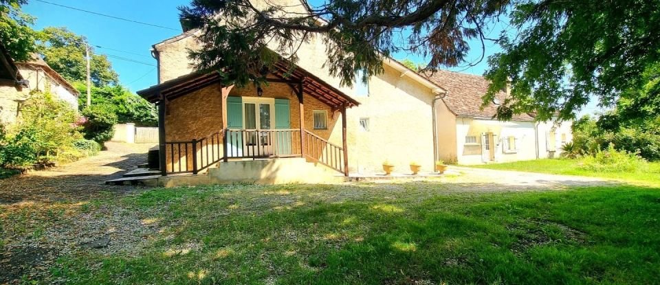 Maison 7 pièces de 180 m² à Queyssac (24140)