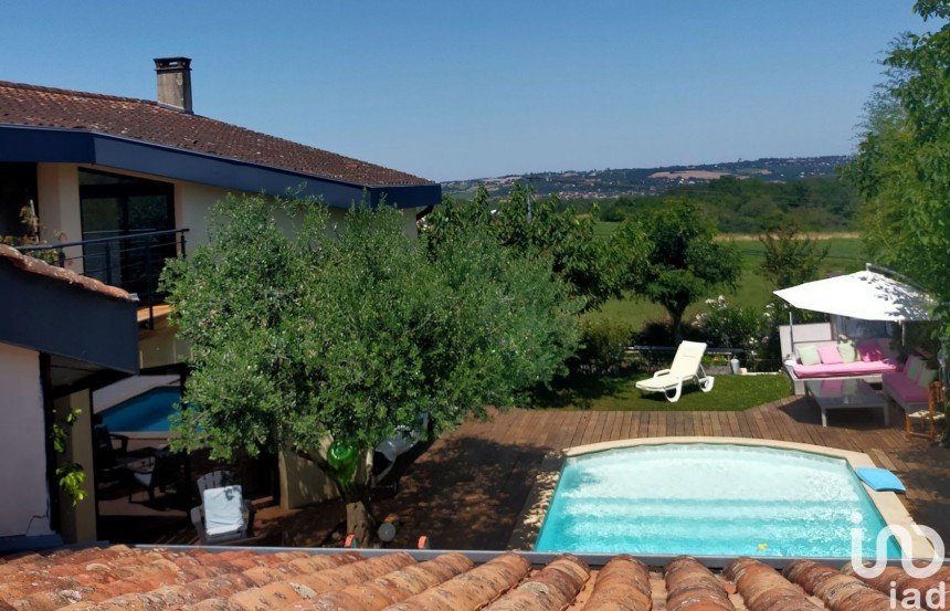 House 7 rooms of 220 m² in Castelmaurou (31180)