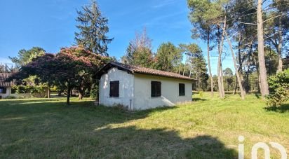 Traditional house 7 rooms of 234 m² in Saint-Michel-de-Castelnau (33840)